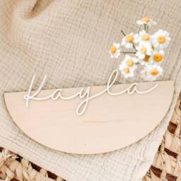 Wooden Sign With 3D Acrylic Lettering - Nameplate Flower Meadow Personalized Gift Idea Door Wall Decoration Children's Room - thumbnail 3
