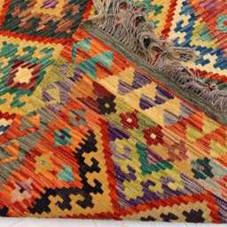 Small Tribal Kilim Rug Multicolor Handwoven Wool Rug - 5x3.5 Ft - thumbnail 3
