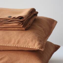 Handmade Terracotta Linen Bedding Set Duvet Cover & Pillowcases - thumbnail 2