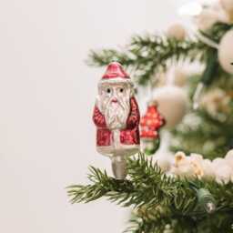 Santa German Glass Clip-On Ornament, Saint Nicholas Charm, Handmade Christmas Decor - thumbnail 1