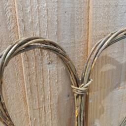 Small Willow Heart, Natural Brown Heart For Door Or Wall Hanging. Sustainable Art Garden Bedroom, 5Th Anniversary Gift - thumbnail 3