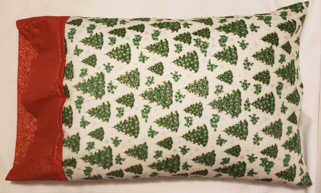 Pillowcases - Christmas Trees - image 1