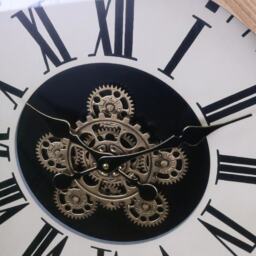 Industrial Large Cog Clock White & Gold - thumbnail 2