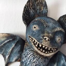 Ceramic Bat - thumbnail 2