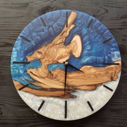 Custom Olive Wood & Resin Wall Clock Handmade Epoxy Art - thumbnail 4