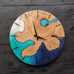 Custom Olive Wood & Resin Wall Clock Handmade Epoxy Art - thumbnail 2
