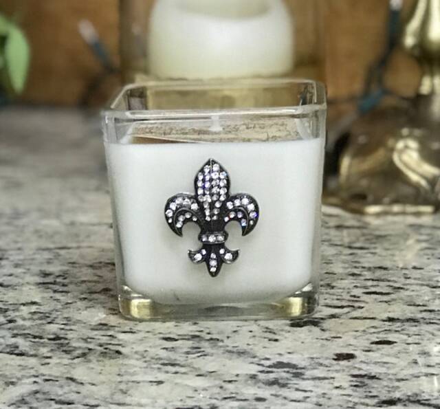Creme Brule Scented Candle - image 1