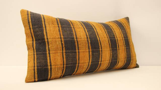 Vintage Kilim Pillow, 12x24 Turkish Ethnic Pillow, Decorative Throw Pillow, Bohemian Lumbar, Cushion Cover 4Oaf-302 - image 1