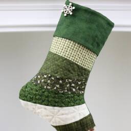 Personalized Quilted Christmas Stocking, Patchwork Design, Farmhouse Decor - thumbnail 4