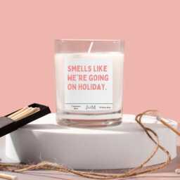 Smells Like Holiday Candle. Holiday Candle Gift Set. Candle For Annoucement