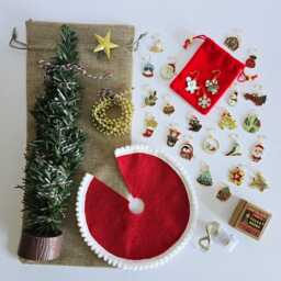 Mini Advent Calendar Tree - 25 Day Countdown To Christmas With Miniature Metal Ornaments & Holiday Decorations, Unique - thumbnail 2