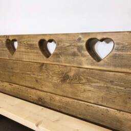 The Heart Bed Frame Chunky Reclaimed Pine Wood With Footboard All Sizes Available Free UK Delivery. Extra Thick 4.5cm Slats - thumbnail 3