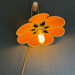 7-Petal Linen & Rattan Flower Lamp - Chandelier Wall Light Handcrafted - thumbnail 3