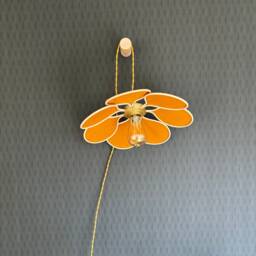 7-Petal Linen & Rattan Flower Lamp - Chandelier Wall Light Handcrafted - thumbnail 2