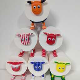stoke City Sheep Toilet Roll Holder - Funny Football Gift For Him Or Her, Quirky Bathroom Decor Novelty Potters Soccer Fan Present - thumbnail 3