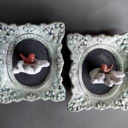 Ceramic Doll Hand Wall Art Red Bird Sculpture in Celadon Frame - thumbnail 4
