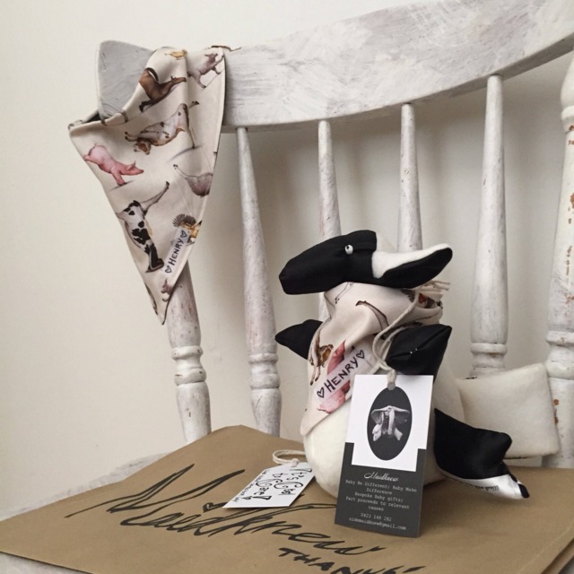 Barnyard Foreverfriend - Sitting Teddy Rattles Donations To Animals Australia - image 1