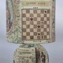Alice in Wonderland Decoupage Table Lamp, Queen Of Hearts Design - thumbnail 3