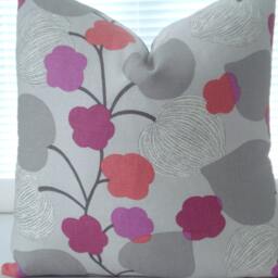 LinenBoth Sides- -Decorative Pillow Cover - Designer Fabric -Fuchsia Throw/ Lumbar/Toss Pillow - thumbnail 3