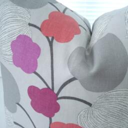 LinenBoth Sides- -Decorative Pillow Cover - Designer Fabric -Fuchsia Throw/ Lumbar/Toss Pillow - thumbnail 2