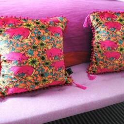 Pink & Orange Pig Printed Velvet Cushion , Farm Animals, Piggy, Floral, Farmhouse, Luxury, Sunflowers, Animal - thumbnail 4