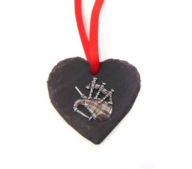 Bagpipes Design Natural Slate Heart Hanging Ornament - Christmas Gift For Her Scottish Wedding Mum - image 1