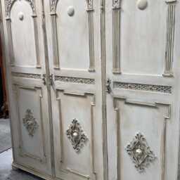 Triple Vintage Old Charm Linenfold Painted Aged Cream Shabby Boho Chic Rustic Wardrobe - thumbnail 2
