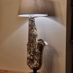 New Silver Saxophone Lamp With Hardwood Base, No Lampshade - thumbnail 4