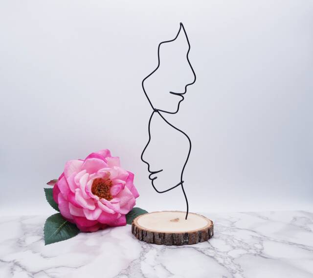 Personalized Wire Sculpture Of Abstract Faces, Aluminum Art, Desk Decor - image 1