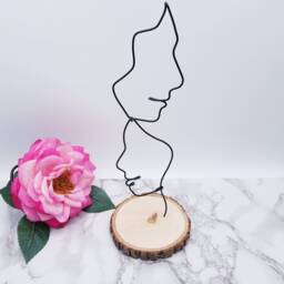 Personalized Wire Sculpture Of Abstract Faces, Aluminum Art, Desk Decor - thumbnail 3