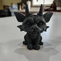 Gargoyle Statue - thumbnail 4