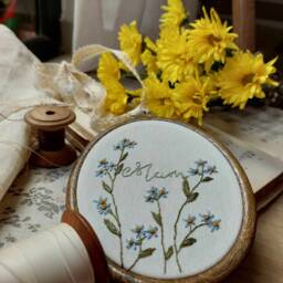Embroidered Floral Hoop Art, Personalized Name, Mother's Day Gift - thumbnail 2