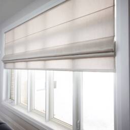 Custom Flat Roman Shade, Cheval Linen, Chain Mechanism, With Lining - thumbnail 3