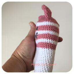 Crocheted Sweet Rattle Kitten - thumbnail 3