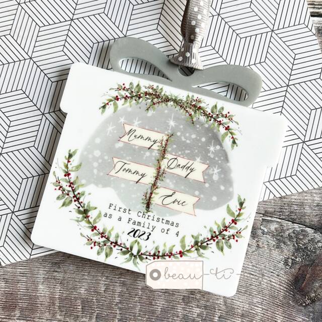 Personalised First Christmas Family Of 3 4 5 Gift Signpost Greenery Berries Present Shaped Acrylic Ornament Keepsake Tree Decoration Bauble - image 1
