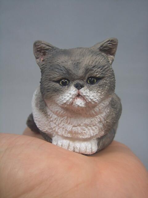 Exoticshorthair Cat Figurine - image 1