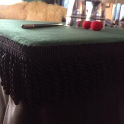 Magic Table With Built in Close Up Pad & Servante - thumbnail 4