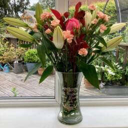 Personalised Vase - Glass Flower Grandmother/Nana Mother /Mum Gift Anniversary Any Words, Colour - thumbnail 1