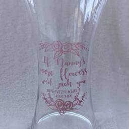 Personalised Vase - Glass Flower Grandmother/Nana Mother /Mum Gift Anniversary Any Words, Colour - thumbnail 2