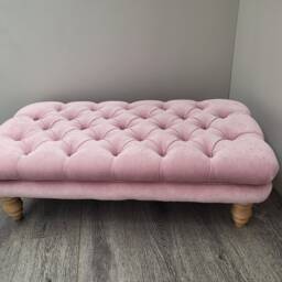 100 cm X 54 Oxford Chesterfield Footstool/Ottoman Deep Buttoned Chenille Velvet Coffee Table Footstool. Delivery To UK Only - thumbnail 2