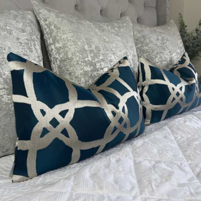 Fascino Teal Cushion Cover, Luxurious Throw Pillow Cover For Sofa/Bed, Luxury Home Decor - Bedroom , Designer Fabric, Size 12x20 - image 1