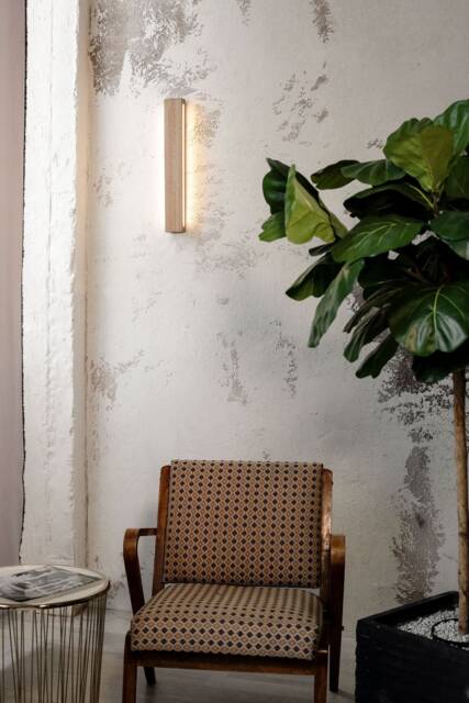 Handcrafted Linear Wood Wall Sconce Modern Led Plug-In Lamp For Bedroom, Living Room & Bathroom - image 1
