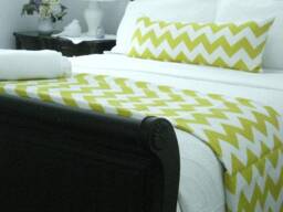 KravetLinden-Johnathon Alder - LimitlessBoth Sides- Decorative Designer Cover Chartreuse /Ivory Throw/Lumbar Pillows - thumbnail 2