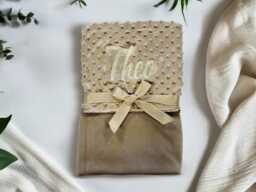 Personalized Baby Blanket Bubble Embossed Newborn Gift With Bow - thumbnail 1