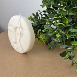 Hand Poured Moon Face Soy Candle - thumbnail 2
