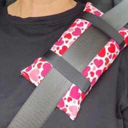 Mastectomy Pillow Gift Set Heart Comfort, Seatbelt Cushion & Hot/Cold Pack - thumbnail 3