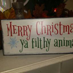 Merry Christmas Ya Filthy Animal Wood Sign Distressed Rustic Farmhouse Decor Primitive Wall Hanging Holiday Home Alone Humor - thumbnail 2