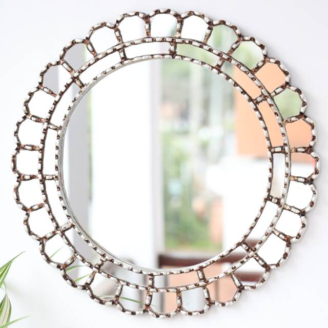 "Peruvian Mirrors ""Harmonious Silver 45 cm" - image 1