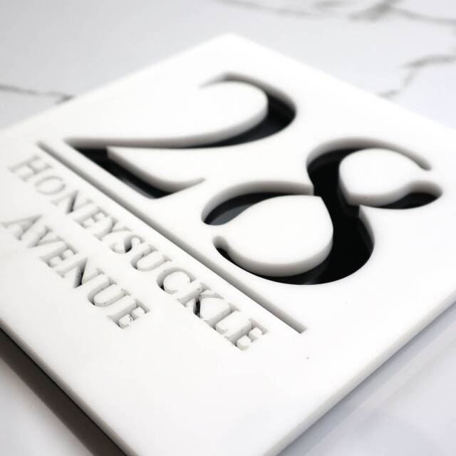 K Smart Sign - Bellissima S1 Laser Cut Matt White & Black Mirror Floating House Signs Door Number Plaques 180mm X 180mm - image 1