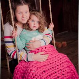 Hand Knit Merino Wool Chunky Blanket, Bulky Throw, Home Decor Gift - thumbnail 2